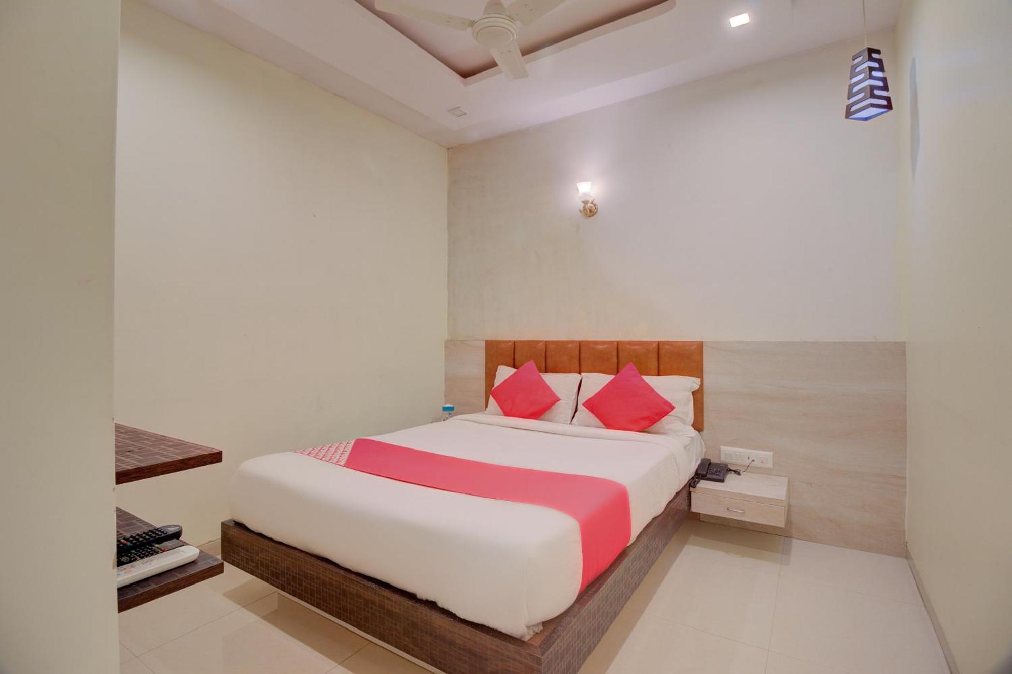 Hotel O Royal Orbit Mumbai Exterior photo